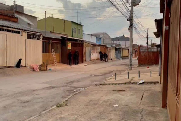 Polícia faz grande operação e prende cinco traficantes em cidade do DF