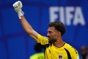 Vozinha: mãe do goleiro viaja e verá próximo jogo do atleta na Copa - imagem 4 Vozinha: mãe do goleiro viaja e verá próximo jogo do atleta na Copa - imagem 4