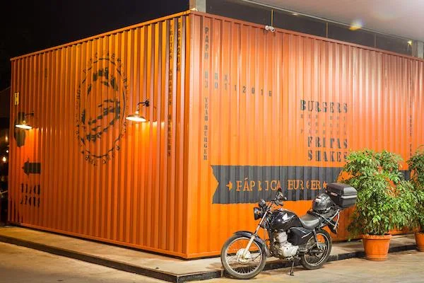 Hamburgueria Páprica Burguer abre operação em container na Asa Norte - imagem 6 Hamburgueria Páprica Burguer abre operação em container na Asa Norte - imagem 6