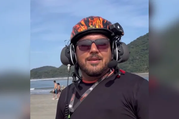 Piloto de paramotor é atingido no ar por linha de pipa e morre após queda