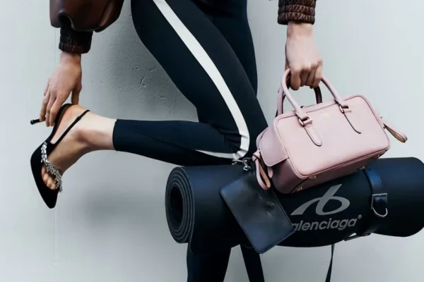 balenciaga lança coleção fitness - metrópoles