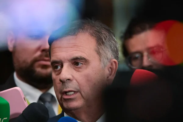 Flávio fala em fraude, mas líder da oposição diz que PL não tem provas - destaque galeria