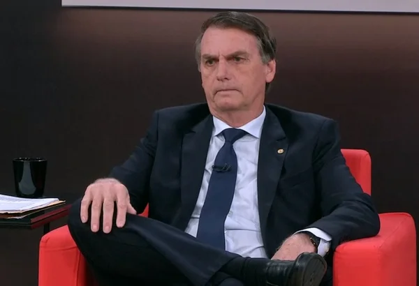 “Quase sempre fui infiel”, diz Bolsonaro sobre orientação partidária