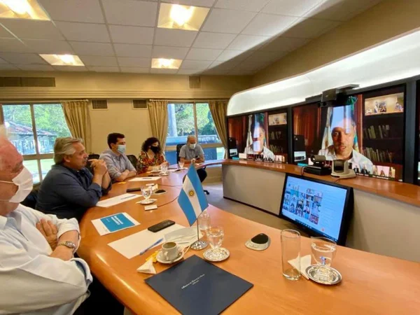 Argentina iniciará vacinação contra o novo coronavírus nesta terça-feira