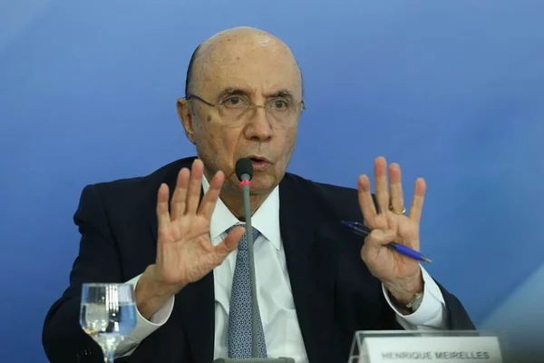 Meirelles: ser candidato a vice-presidente da República é até interessante