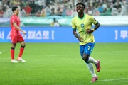 Como foi o primeiro jogo de Vini Jr. após polêmica com Virginia Como foi o primeiro jogo de Vini Jr. após polêmica com Virginia