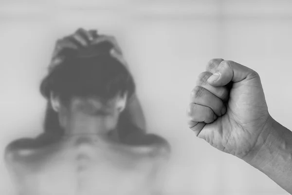Mulher é agredida pelo companheiro por não ter feito o jantar em SC