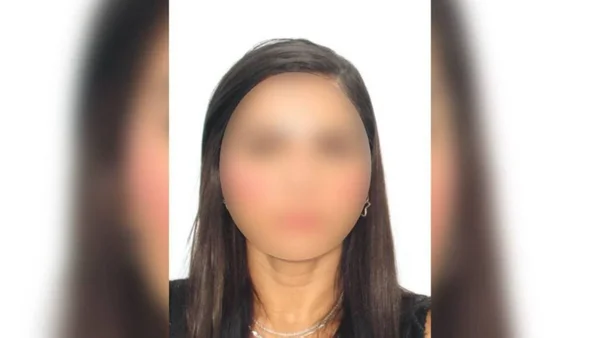 imagem colorida servidora presa cobrança pix exame goias