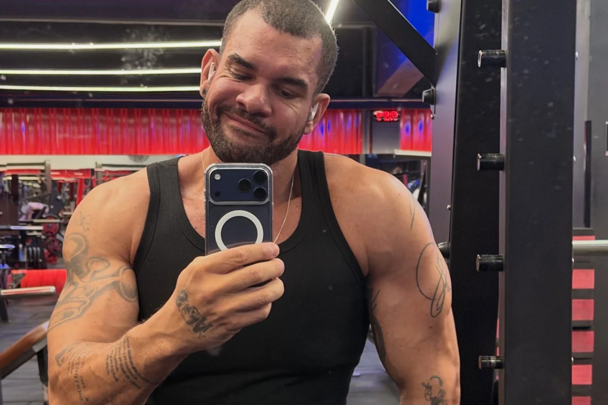 Diego Menasse está internado em estado grave na UTI Diego Menasse está internado em estado grave na UTI