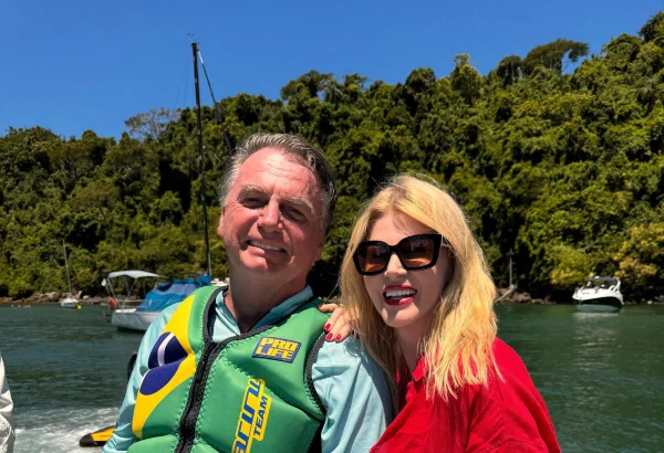 Bolsonaro e Val Marchiori