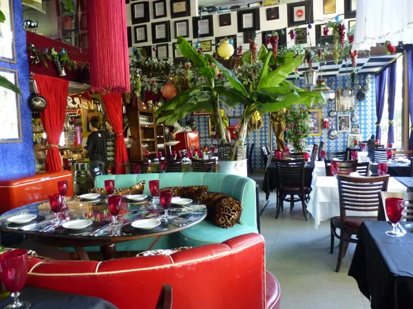 Universal Diner
