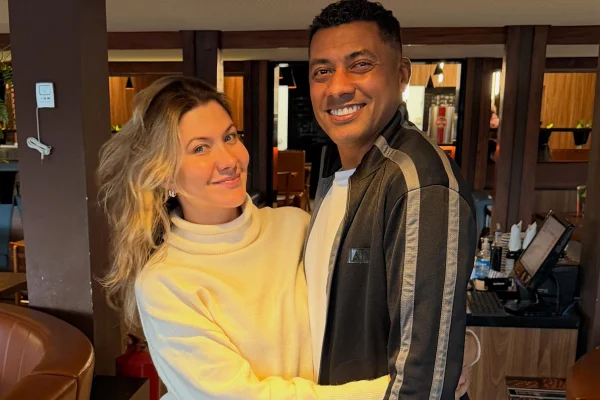 Esposa de Kléberson, Dayane Willians atualiza quadro do ex-jogador após internação - Metrópoles