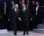 Dmitry Medvedev e Vladimir Putin Dmitry Medvedev e Vladimir Putin