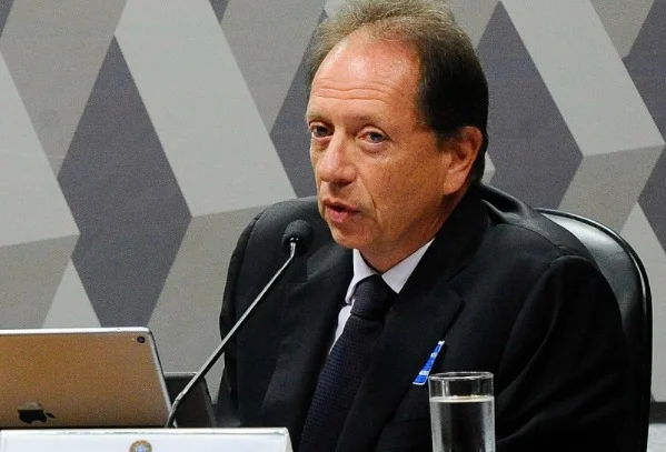 Amil: instituto de seguro diz que troca na gestão de planos é absurda