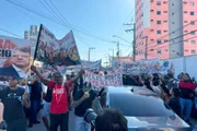 Moradores e lideranças se posicionam contra Flávio, contra o governador paulista Tarcísio (Republicanos)  e contra pautas tradicionais da direita