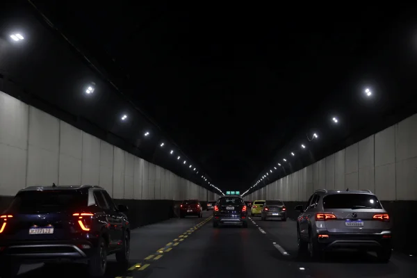 Carros em movimento