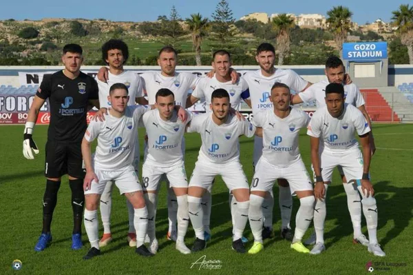 Jogador brasileiro ajuda time de Malta a encerrar longo jejum de títulos