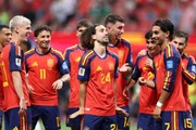 Cucurella foi o autor da finalização que terminou em gol contra da Arábia