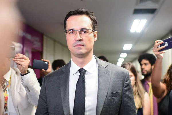Dallagnol confia em possível reversão de cassação: “Fizeram no passado”