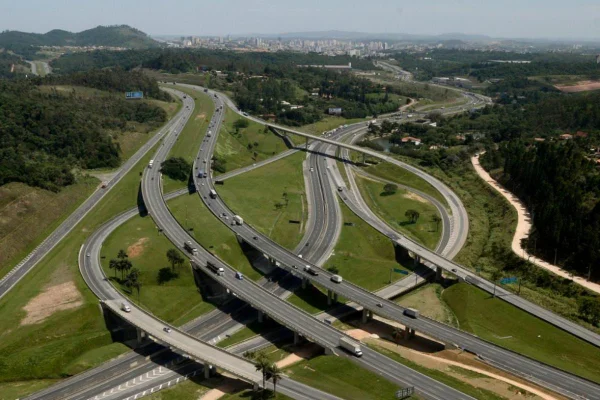 Rodovia dos Bandeirantes - Metrópoles