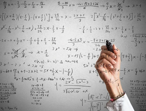 Teoria dos Jogos e a Teoria dos Grupos Sociais (por Ricardo Guedes)
