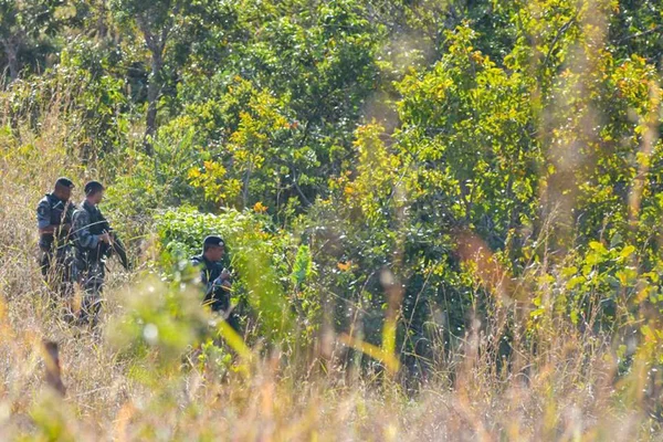 Vídeo: durante resgate de reféns, Lázaro atira em policiais na mata