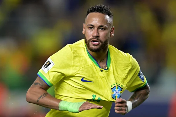 Imagem colorida de Neymar - Metrópoles