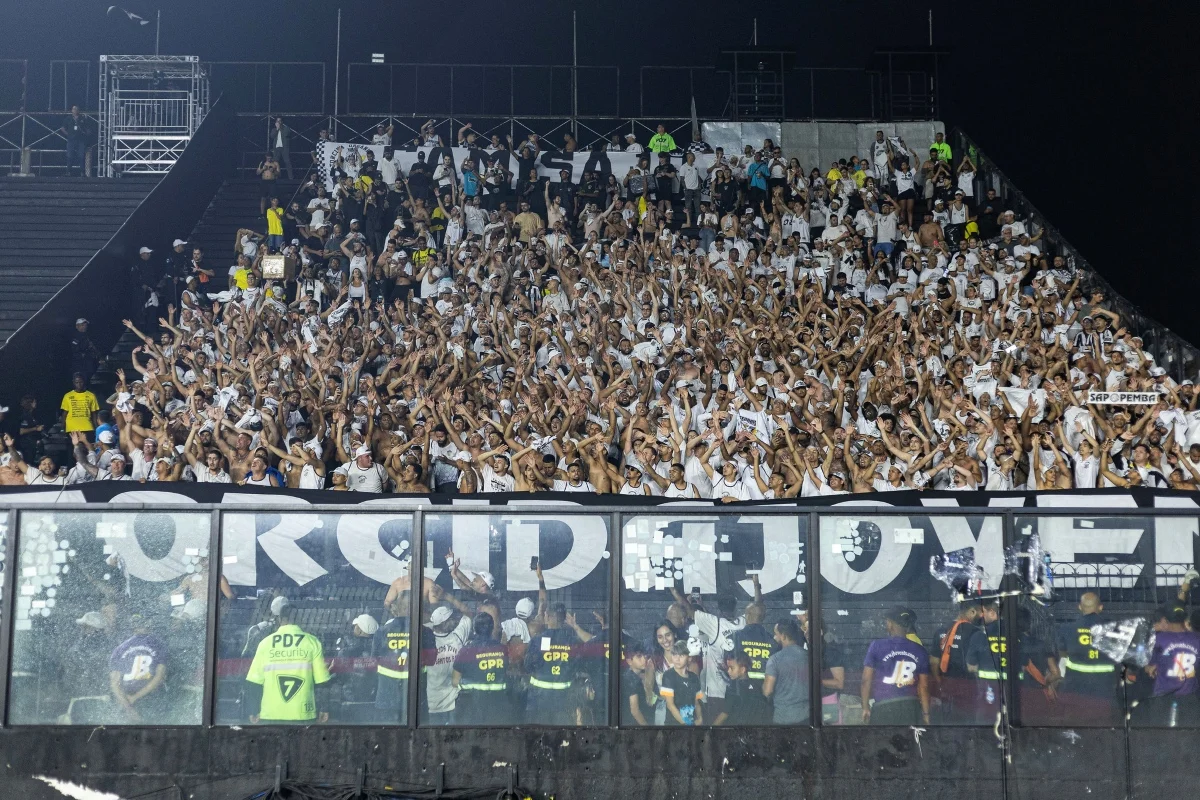 Torcida Jovem do Santos cobra diretoria por quebra de acordo