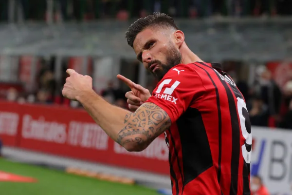 Milan goleia a Lazio e pega a Inter na semifinal da Copa da Itália
