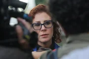 Carla Zambelli, presa na Itália, deletou sua conta no X após desbloqueio determinado por Moraes