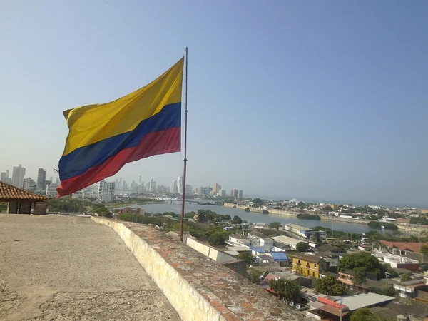 Presidente da Colômbia confirma 112 mortes por cheia de rios