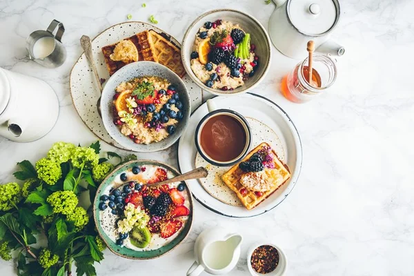 Sem sair da dieta: confira 3 receitas de café da manhã para emagrecer