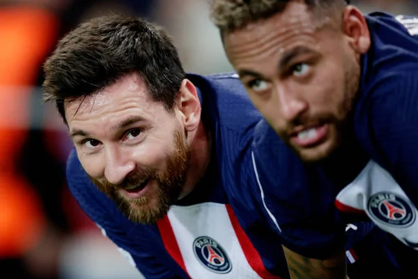 O PSG deu show! Imagine se Messi, Neymar e Mbappé fossem amigos?