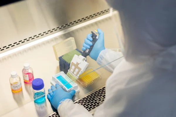 Butantan laboratorio vacina contra a raiva