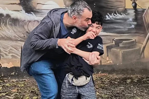"Dia mais triste", afirma humorista sobre a perda do filho, Chico, de 9 anos - Metrópoles