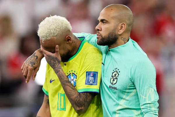 Neymar e Daniel Alves na copa do Qatar