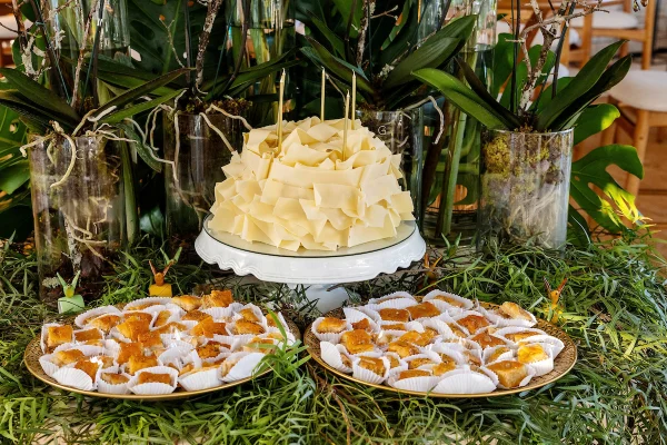 Cristiane Foresti celebra aniversário das cunhadas, Renata e Sarah - destaque galeria