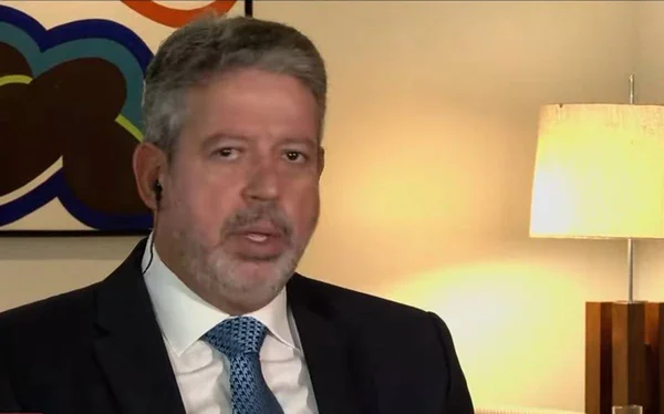 Arthur Lira sobre PL das Fake News: “Não defendemos censura”