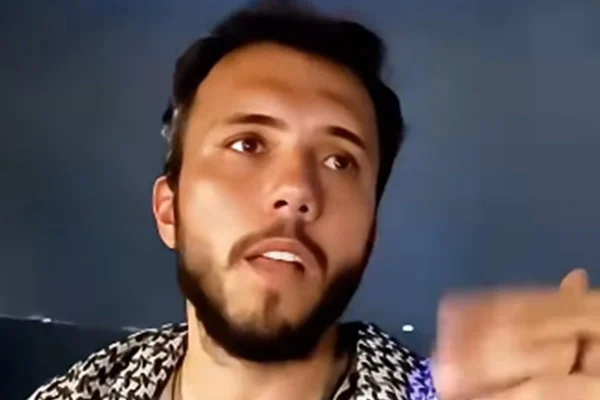 Imagem colorida de ativista