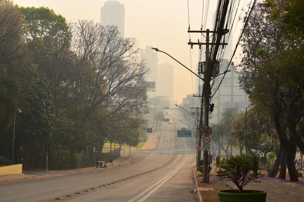 Fumaça avança por outras regiões do país neste domingo