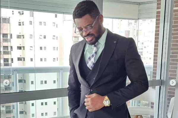 DR TOSYN LOPES É PROCURADO PELA POLÍCIA POR FRAUDES CONTRA CONVÊNIOS DE SAÚDE - METRÓPOLES