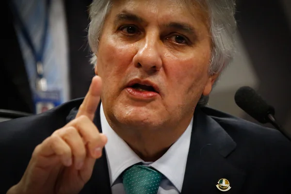 De olho nas eleições, Delcídio Amaral assume presidência do PTB em MS