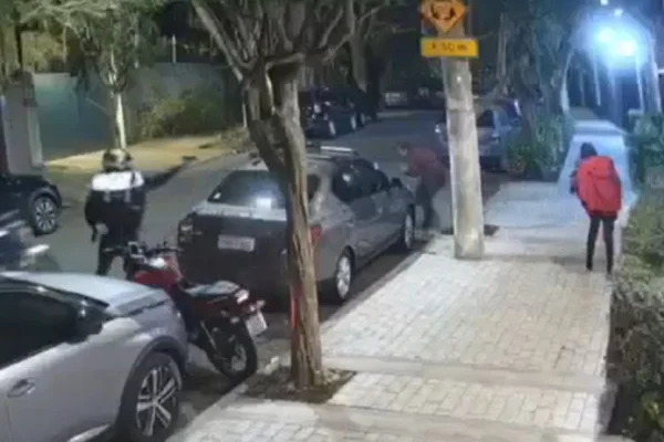 Imagem colorida de assalto em Pinheiros