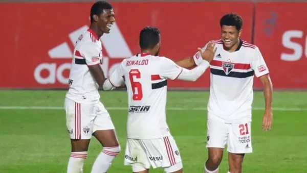 O Corinthians não jogou nada e mereceu perder o Majestoso