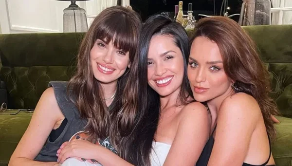 Juliette, Camila Queiroz e Rafa Kalimann dançam em vídeo e fãs piram
