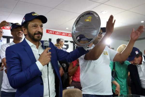 O prefeito de São Paulo, Ricardo Nunes (MDB), recebe homenagem do os Motoristas e Trabalhadores em Transporte Rodoviário Urbano de São Paulo