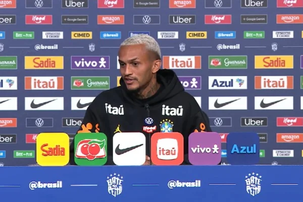 Wesley revela ansiedade para estrear e fala sobre posição em campo