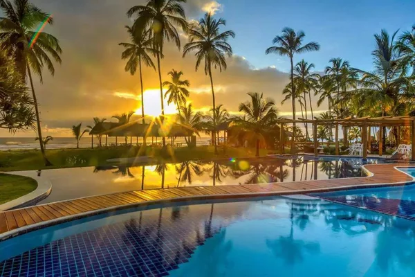 Por do sol no Resort Tororomba, em Ilhéus (BA)