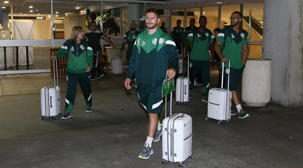 Palmeiras desembarca em Orlando para disputa da Flórida Cup