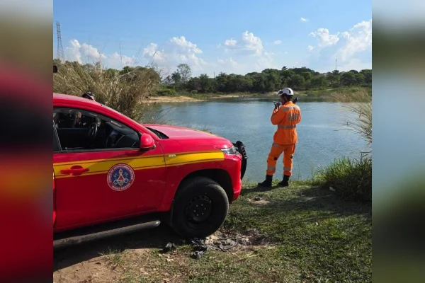 Lagoa Várzea das Flores em Betim MG